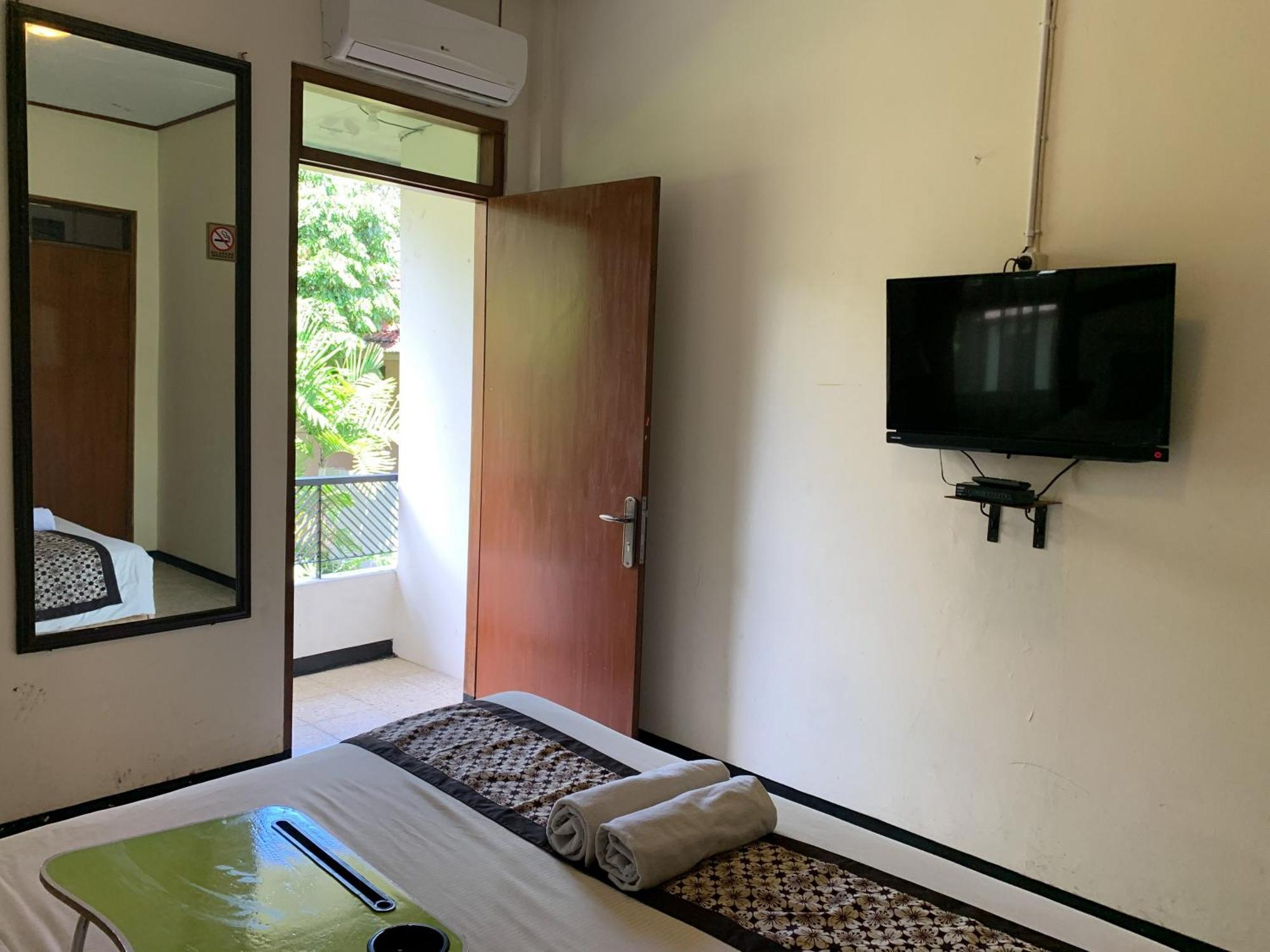 Urbanview Sasono Putro Condoongcatur By Reddoorz Kejayan Dış mekan fotoğraf